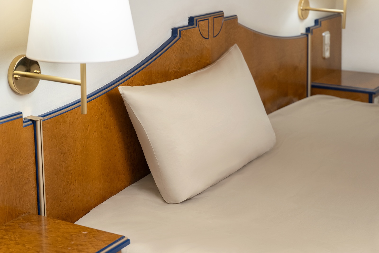 Простыня Admiral Beige